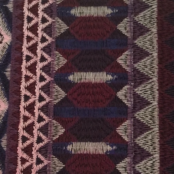 SOLD !!! NWT Aztec Suede Crossbody chain strapSO - Picture 2 of 12